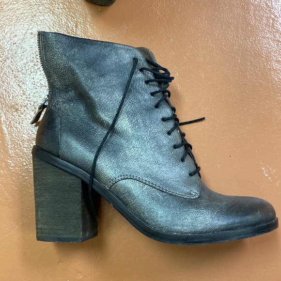 AS 98 Style Bacio brand size 10 soft pewter leather. 3.5” block heel. Very comfy - Picture 4 of 8